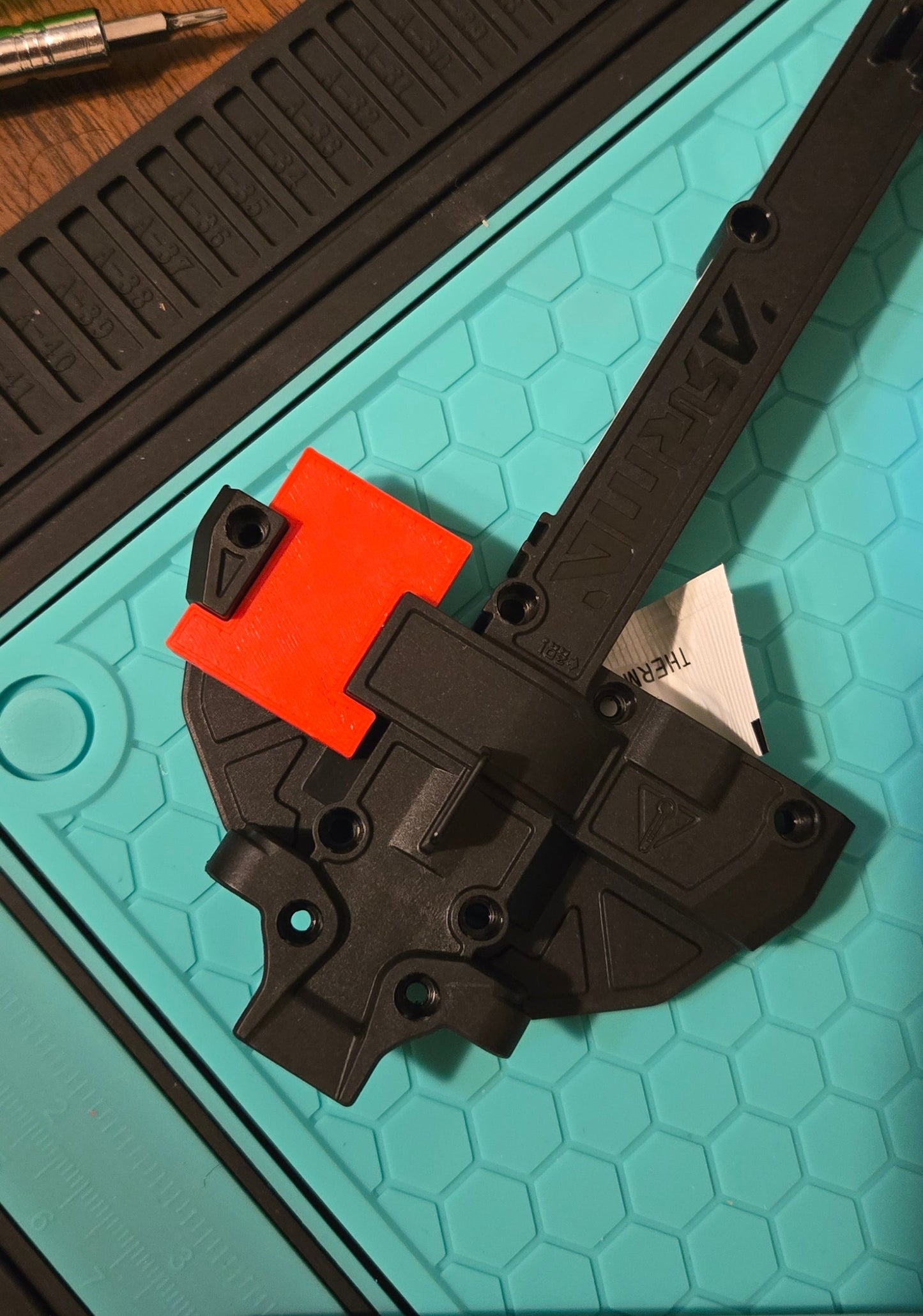 Mini Kraton - Strap Mount